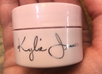 CC9FC786-25FA-42E6-AE13-E0940181A1CF