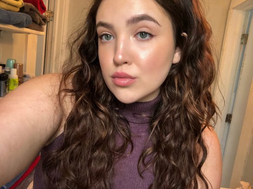 Facetune_23-06-2019-11-23-48